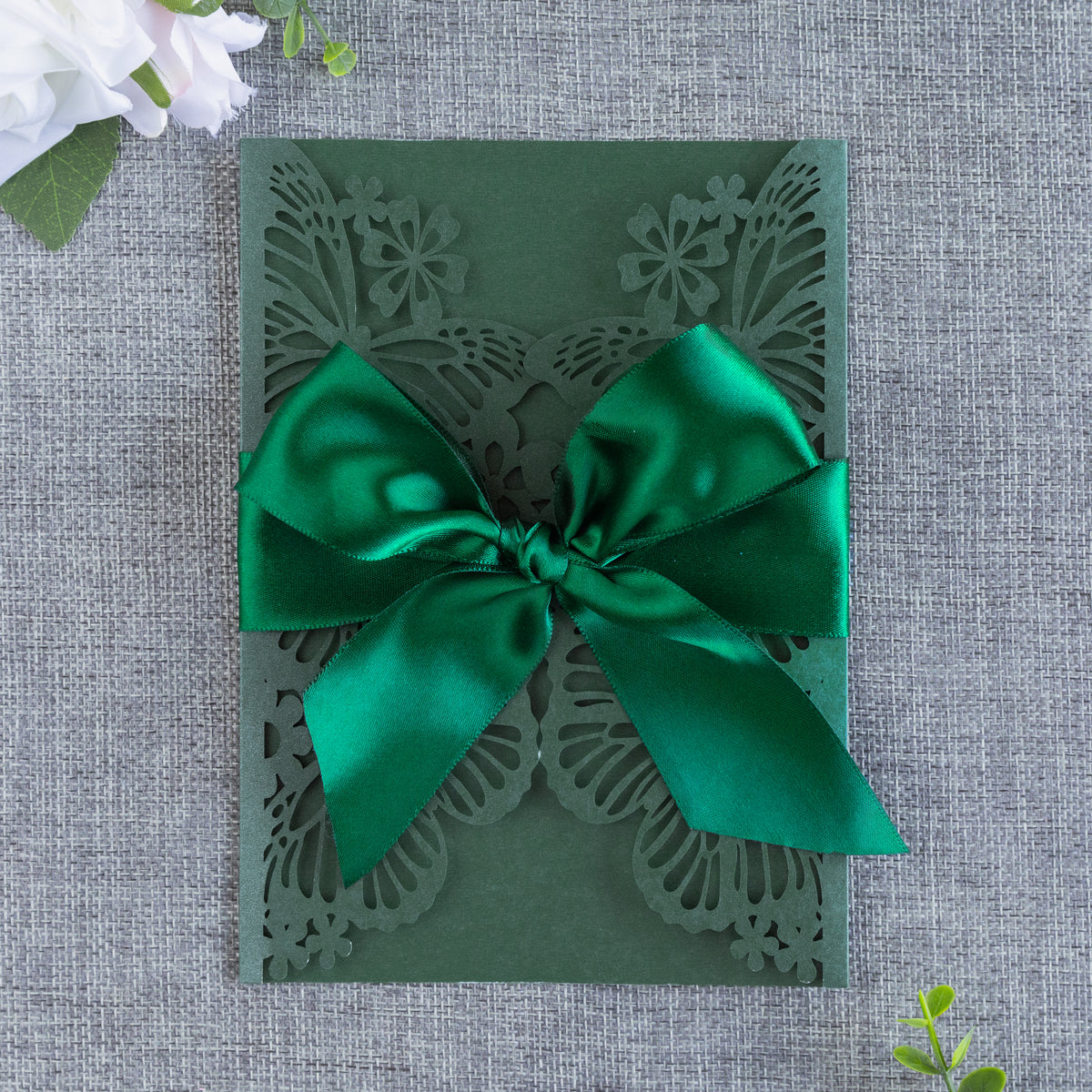 PONATIA Emerald Green Butterfly Quinceanera Invitation, Laser Cut Wedding Invitation Cards with Envelopes