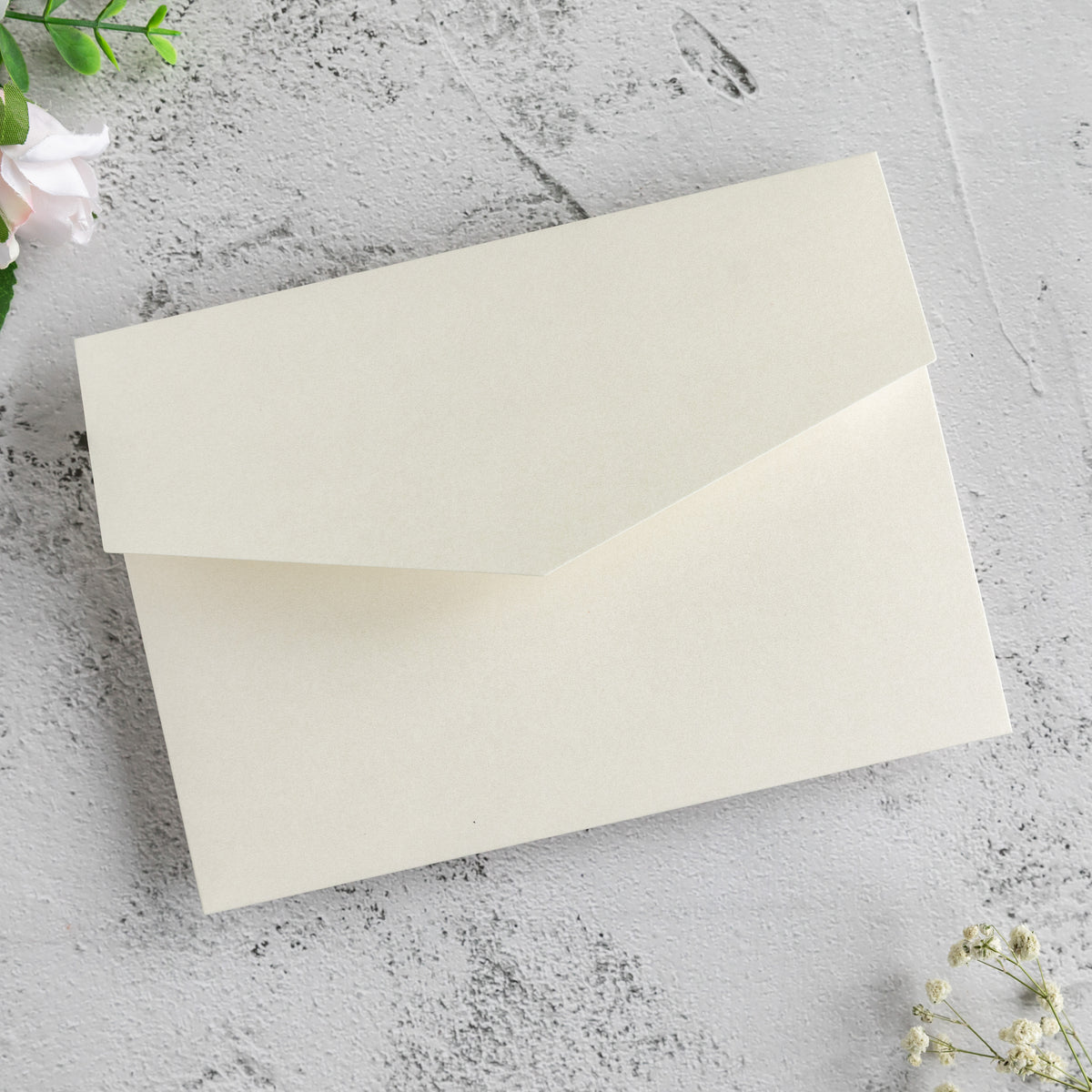 PONATIA 20 PCS Ivory Tri-fold Wedding Invitation Pockets for 5x7 Wedding Cards