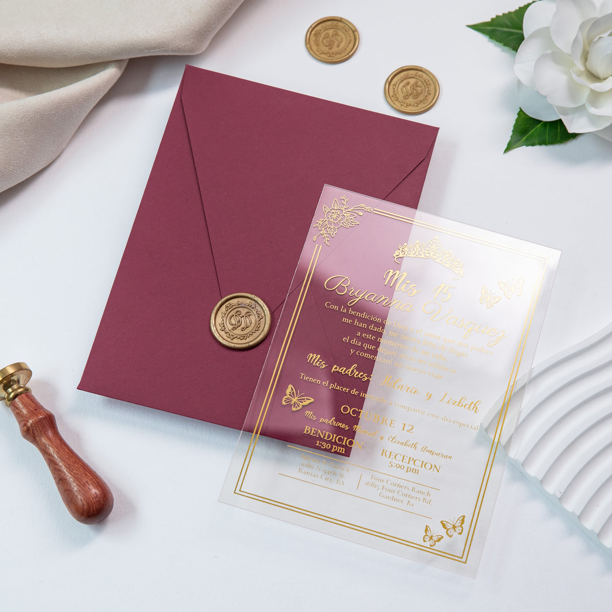 PONATIA 1mm/0.04'' Foil Print in Gold Clear Acrylic  Quinceanera Invitation Cards  and Burgundy Envelopes