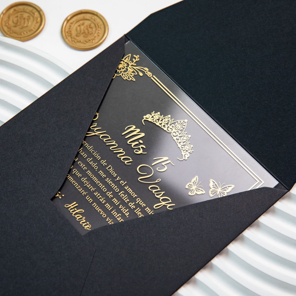 PONATIA 1mm/0.04'' Foil Print in Gold Clear Acrylic  Quinceanera Invitation Cards  and Black Envelopes