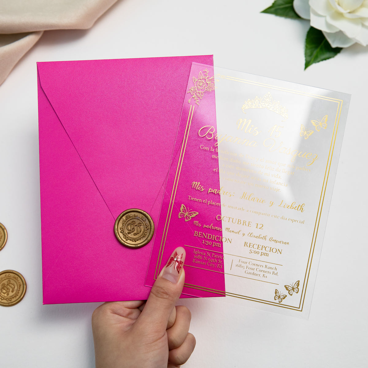 PONATIA 1mm/0.04'' Foil Print in Gold Clear Acrylic  Quinceanera Invitation Cards  and Fuchsia Envelopes