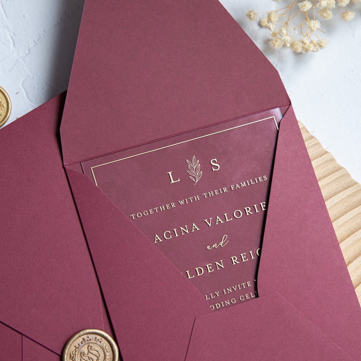 PONATIA 1mm/0.04'' Foil Print in Gold Clear Acrylic Wedding Invitation Cards and Burgundy Envelopes