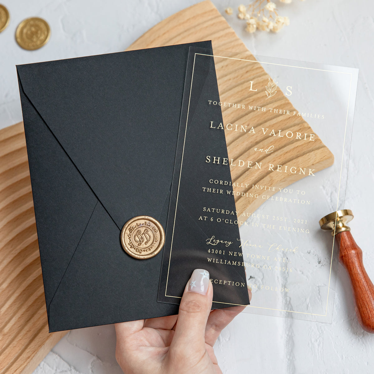 PONATIA 1mm/0.04'' Foil Print in Gold Clear Acrylic Wedding Invitation Cards and Black Envelopes