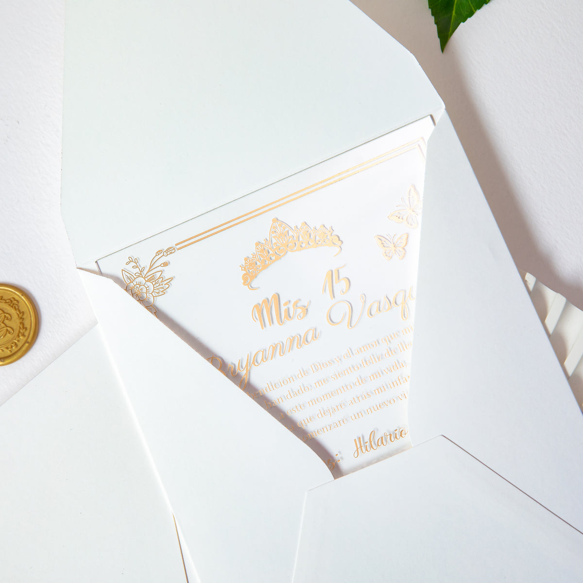 PONATIA 1mm/0.04'' Foil Print in Gold Clear Acrylic  Quinceanera Invitation Cards  and Ivory Envelopes