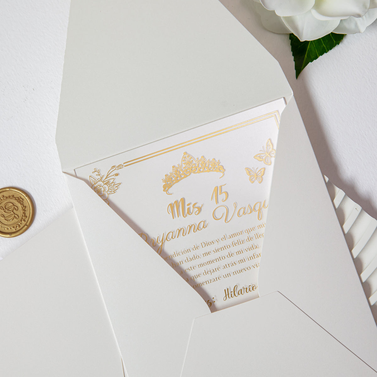 PONATIA 1mm/0.04'' Foil Print in Gold Clear Acrylic  Quinceanera Invitation Cards  and Shinny Ivory Envelopes