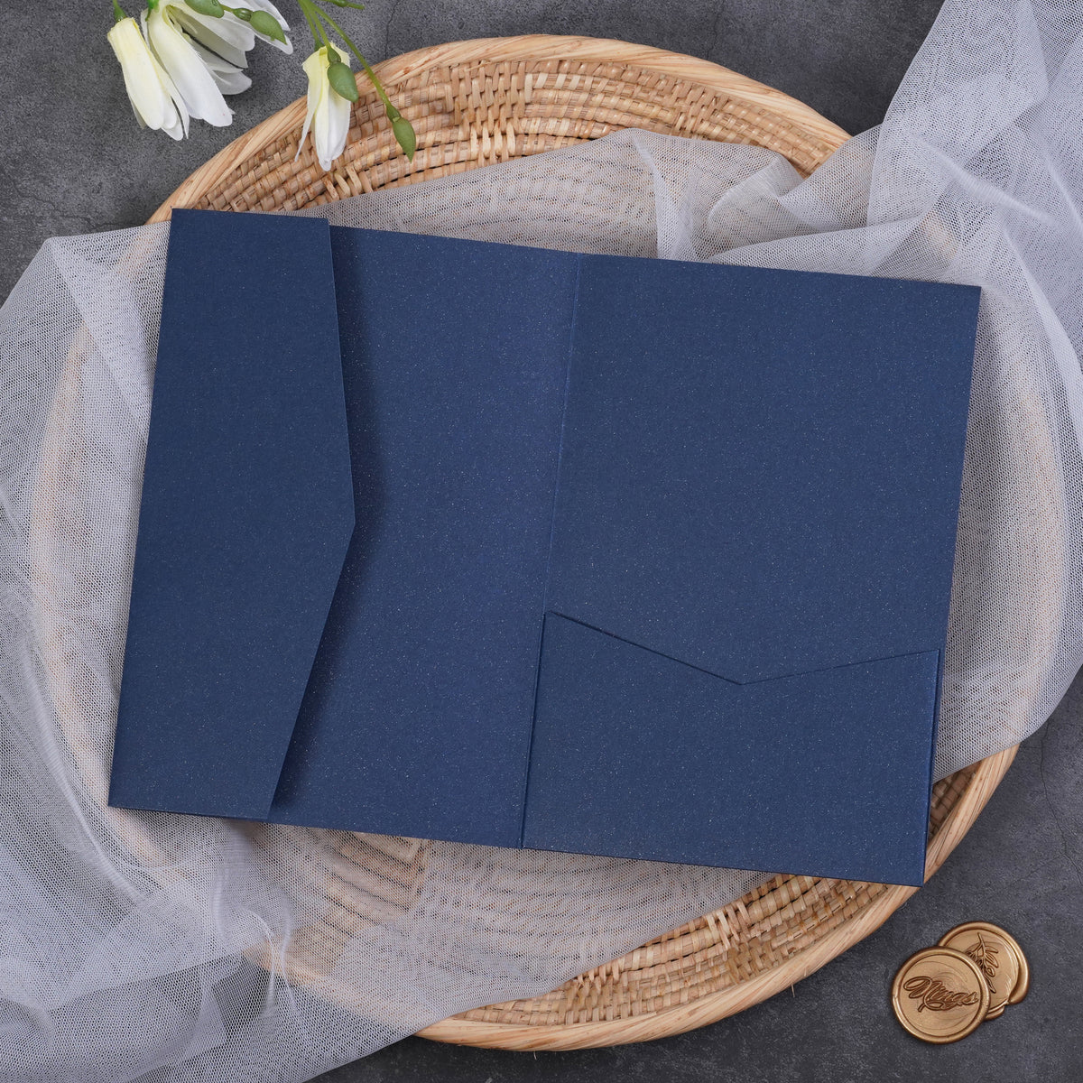 PONATIA Ten-color Classic Tri-fold Laser Cut Pockets PA-170