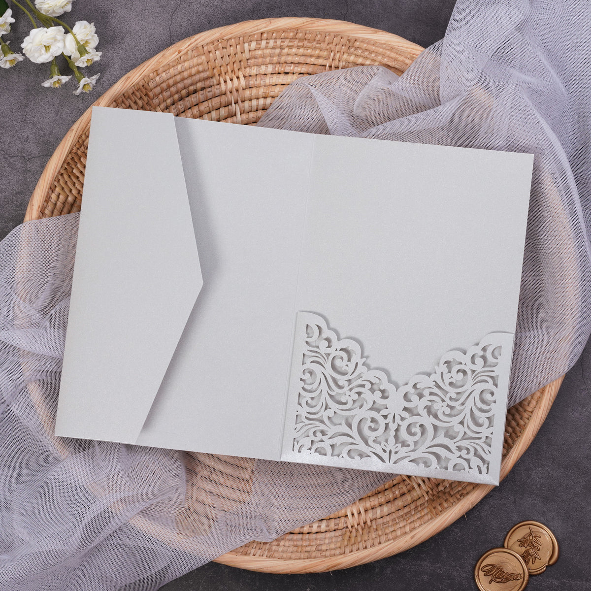 PONATIA Two-color Classic Tri-fold Laser Cut Pockets PA-121