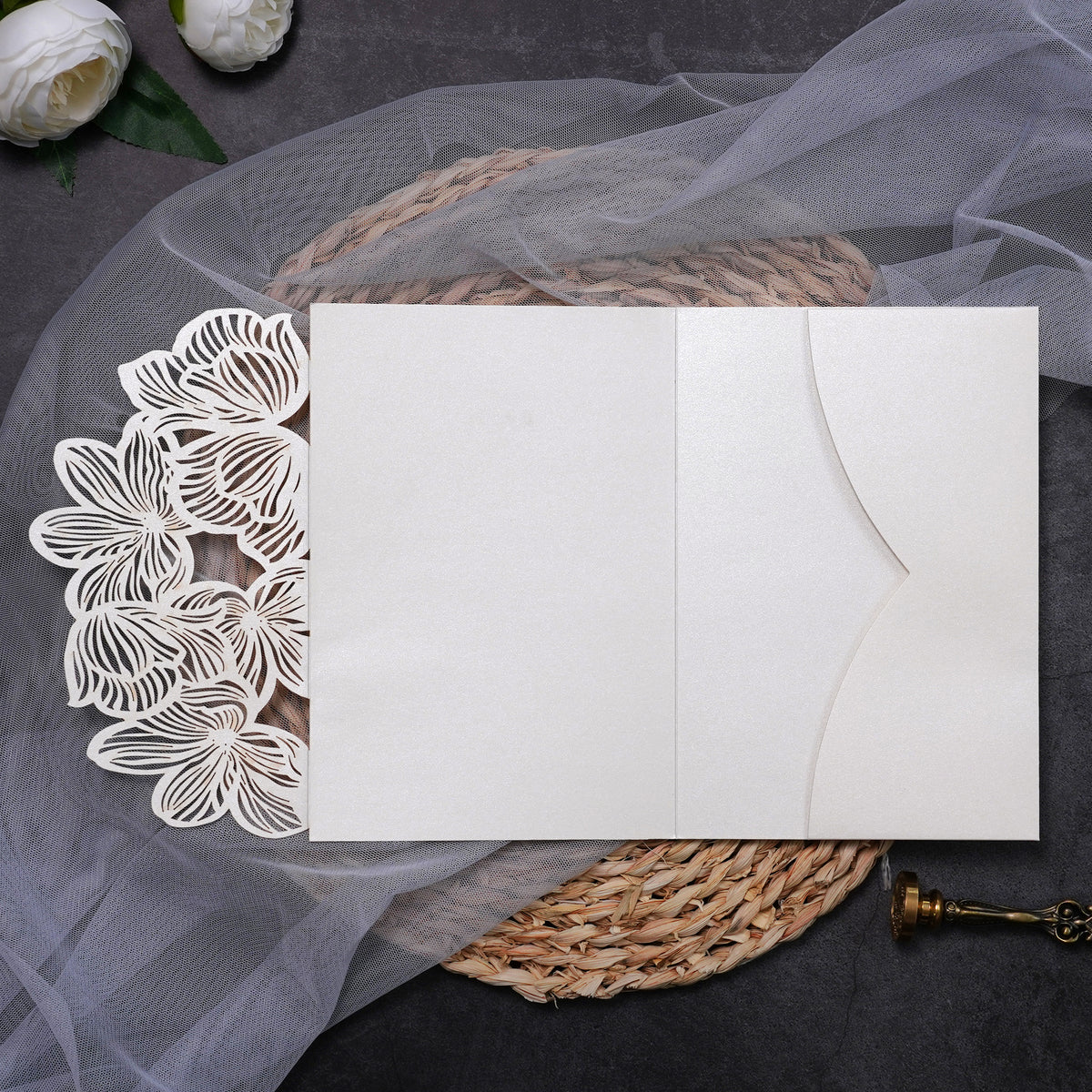 PONATIA Tri-Fold Exquisite Flower Laser Cut Pockets Series PA-2120
